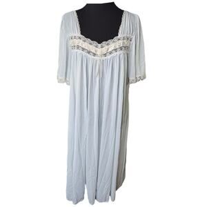 Vtg Miss Elaine Womens USA Med Nylon Pale Blue Nightgown Peignoir Flutter Sleeve